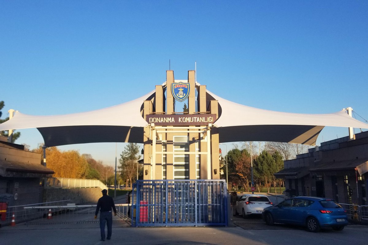 Gölcük Donanma Ana Giriş Kapısı