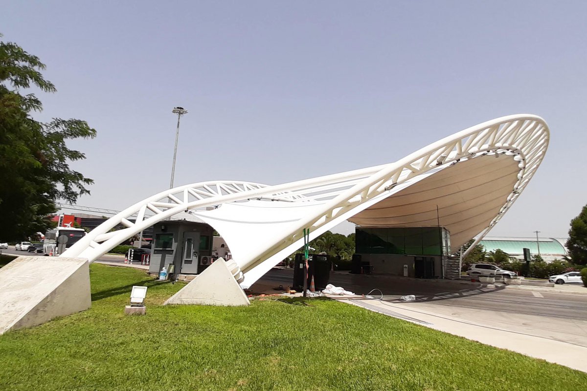 İzmir Havalimanı Giriş Kanopisi